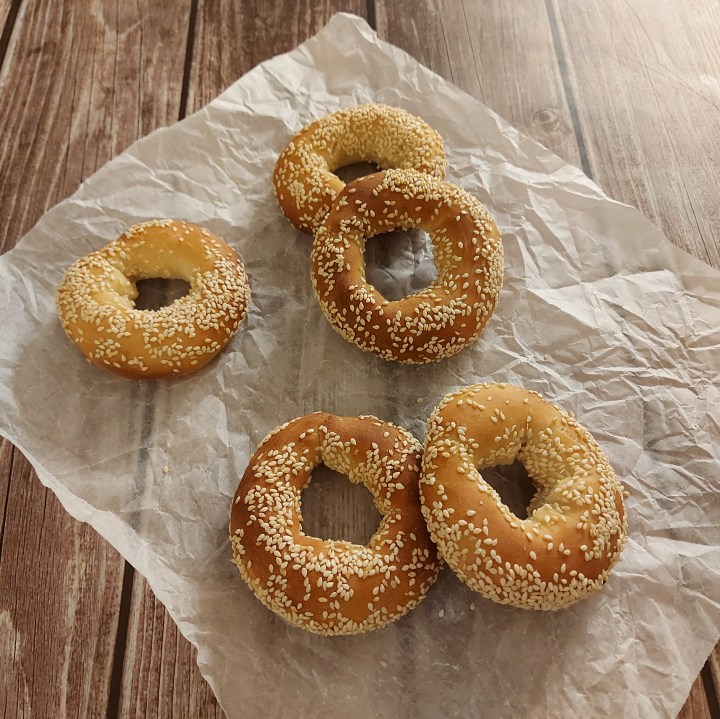 Sesame Seed Bread Rings –&nbsp;Simitia