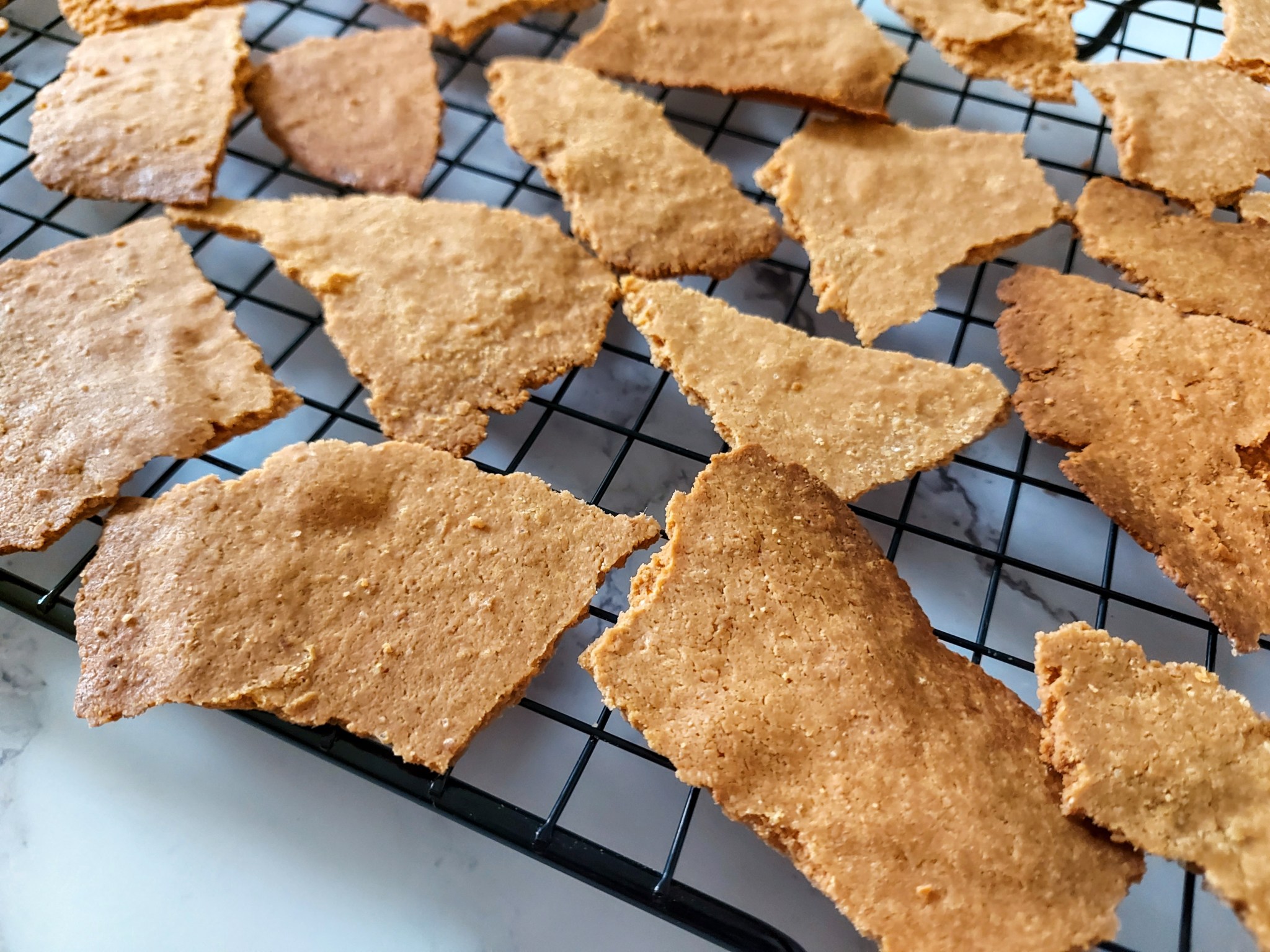 Almond Crackers – Sweetest Hour