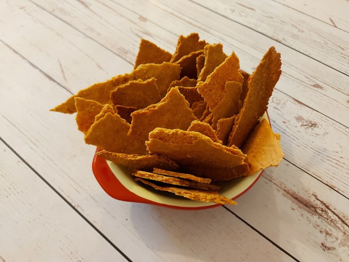 Almond crackers recipe